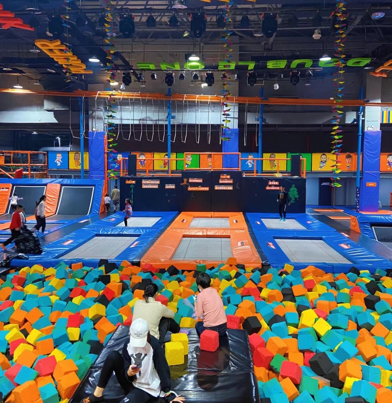 How much is it to run an indoor playground?