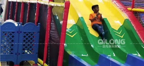 Ocean ball area