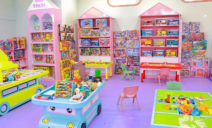 Arts & Crafts Area