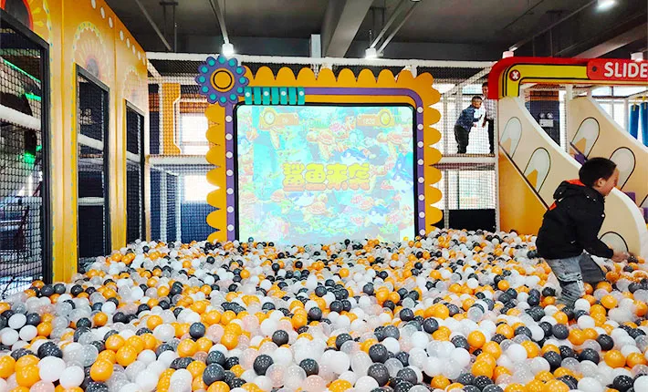 Interactive Ball-Throwing Zone