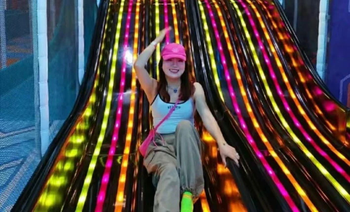 Light-Up Wave Slide