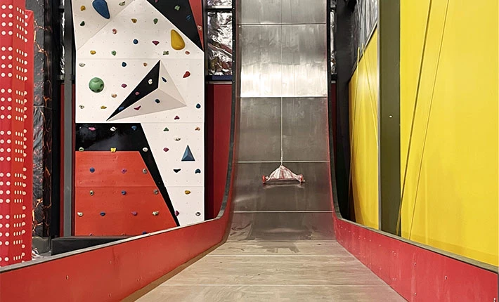 Pull-Up Slide