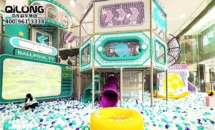 Skyhop children's playground (400㎡) in Income Mall, Singapore