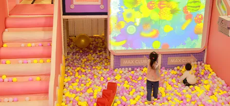 Interactive Ball Throwing Area